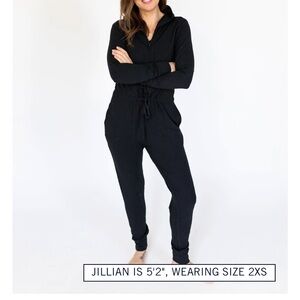 Smash + Tess Jillian Harris Harris hoodie in midnight black xxs